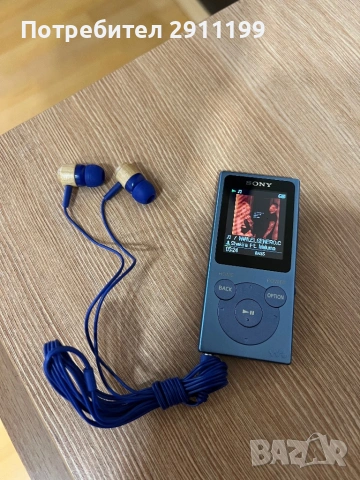 Медиа плеър Sony Walkman с подаръци, снимка 4 - MP3 и MP4 плеъри - 54256263