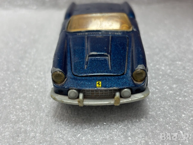 Метална Количка Ferrari 1961 400 Superamerica, снимка 3 - Колекции - 53177215