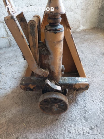 Ретро палетна количка , снимка 2 - Друго търговско оборудване - 50547052