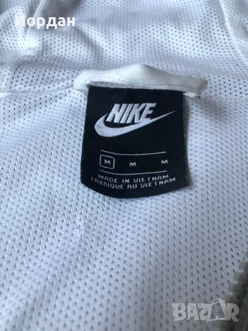 Nike ветровка, снимка 4 - Спортни дрехи, екипи - 47220666