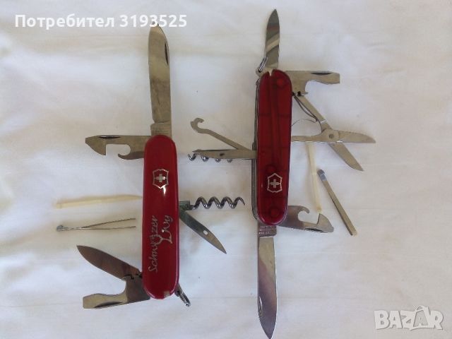 Две швейцарски ножчета VICTORINOX, снимка 1 - Ножове - 46320702