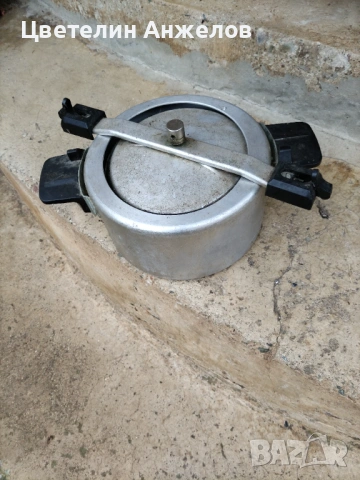 Тенджера под налягане 