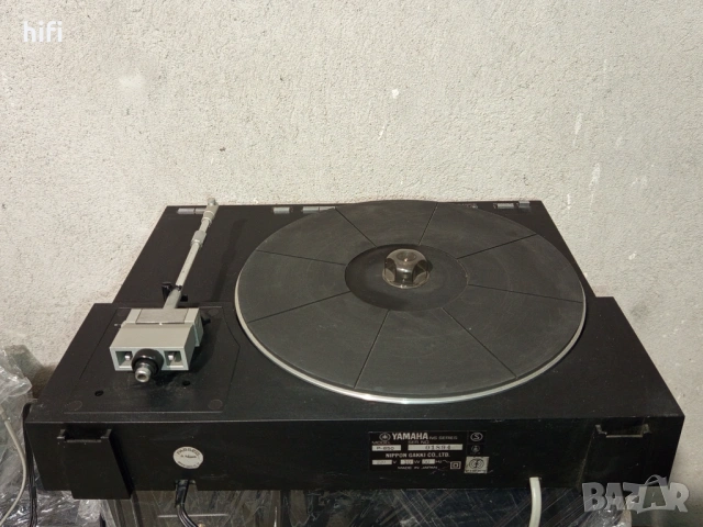 Автоматичен грамофон Yamaha P-850, снимка 6 - Грамофони - 53407143