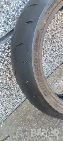 Гума Bridgestone 180/55ZR/17M/S, снимка 3 - Гуми и джанти - 51293297