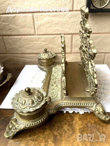 Красива барокова месингова мастилница от Англия с поставка за писма, снимка 12 - Антикварни и старинни предмети - 45674299