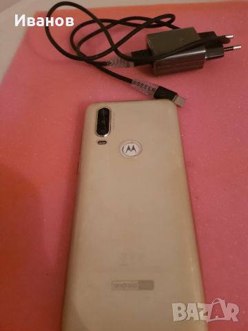 Продавам телефон Моторола , снимка 7 - Motorola - 45417030