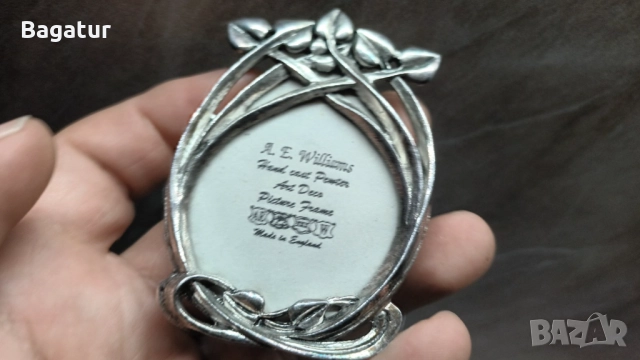 Рамка за снимки,посребрена,флорална,Англия в кутия