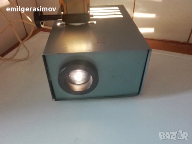 Прожекционен апарат и компресор за гуми., снимка 5 - Аксесоари и консумативи - 53506327