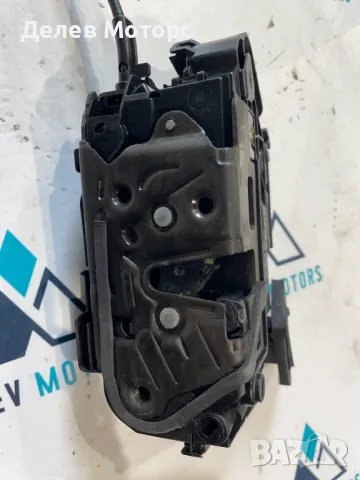 5TA839016D брава за задна дясна врата от Skoda Octavia 2.0 TDI, 150 кс., DSG, двигател DFF, снимка 2 - Части - 50231513