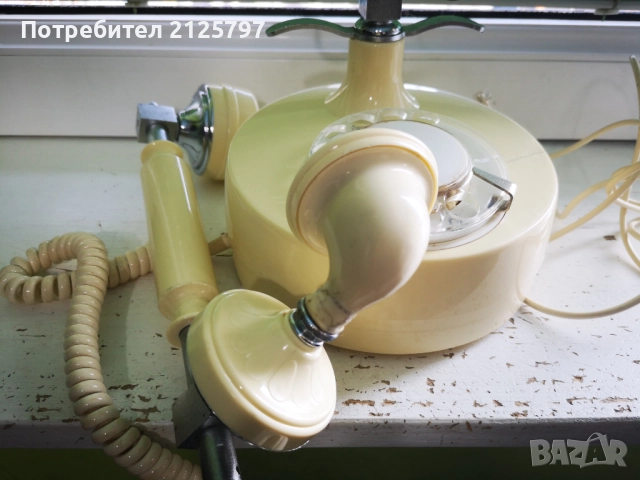 Продавам стра телефон с бурно минало, снимка 10 - Антикварни и старинни предмети - 51883946