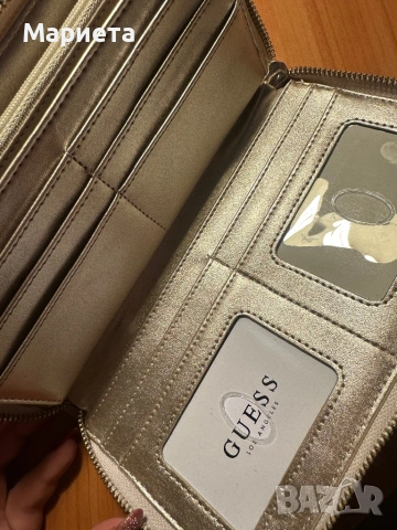 Дамско портмоне Guess, снимка 3 - Портфейли, портмонета - 54021162