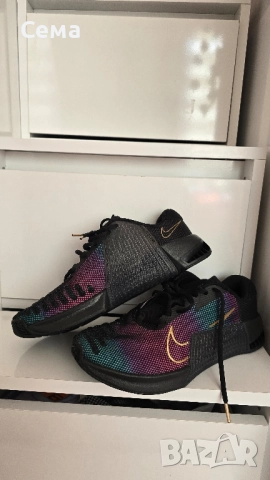 оригинални нови маратонки найк 44 номер