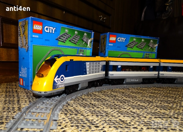 LEGO City пътнически влак 60197 + релси – комплект, снимка 5 - Конструктори - 52870048