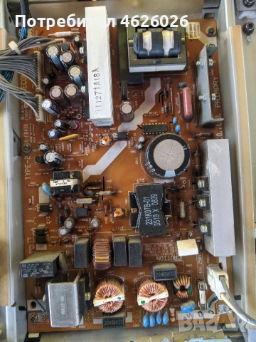 TOSHIBA 32XV555D-V28A000709B1-68-FB43B // SRV2169WW_iSSI320WA16 Rev0.6-320HAC2LVVV0.0, снимка 5 - Части и Платки - 53263355