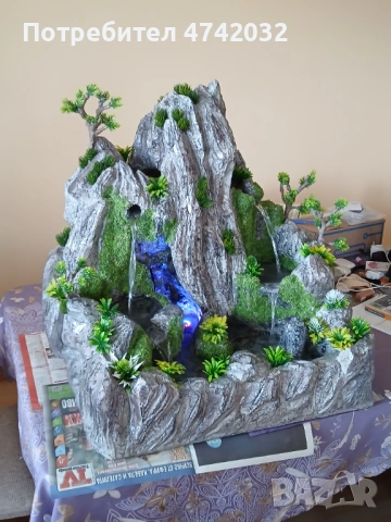 Красив, ръчно изработен водопад