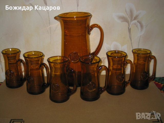 Сервиз за вино или безалкохолно. Цена- 15 евро.  Пращам по куриер. За София, може и лично да минете.