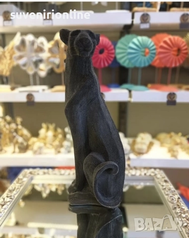 Декоративна статуетка тигър