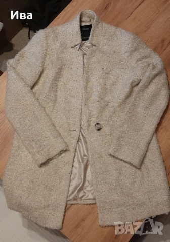 Преходно палто с вълна