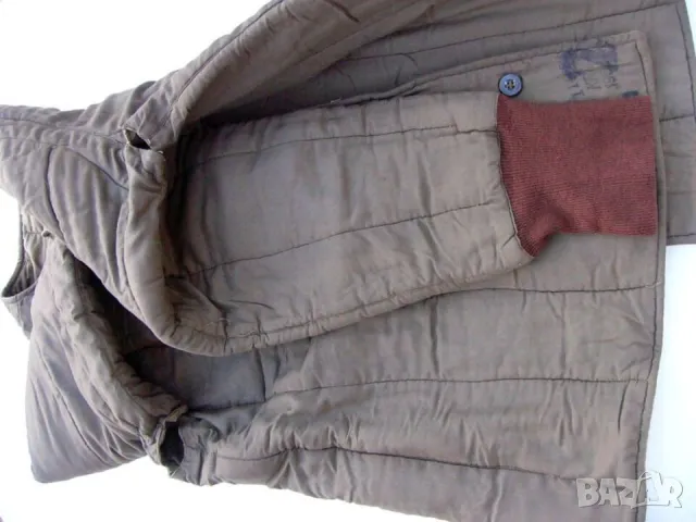 Оригинал ČSSR Чешка Военна ВАТЕНКА размер “M“ Армейско Зимно Яке Вата УНИКАТ 1962 г. Колекция БАРТЕР, снимка 8 - Антикварни и старинни предмети - 49364168