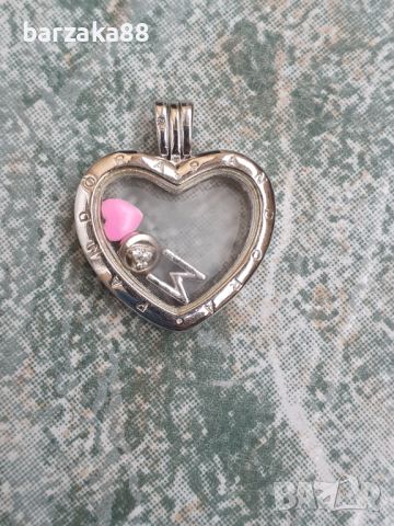 Сребърно колие Сърце Pandora, снимка 1 - Колиета, медальони, синджири - 45539416
