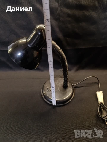 Малка лампа за бюро, снимка 3 - Настолни лампи - 51241226