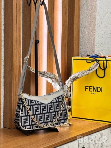 чанти fendi , снимка 4 - Чанти - 50750586