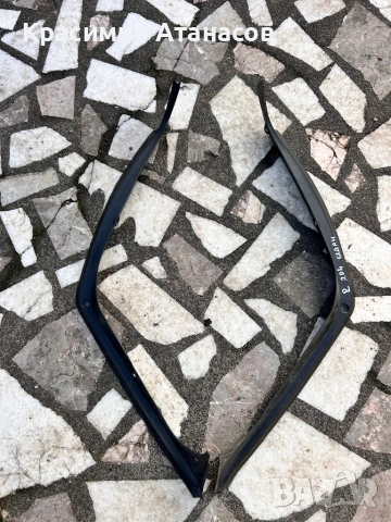 A2046931633. Дъждовни лайстни лява и дясна багажник за Мерцедес Ц-класа W204. Седан. A2046931533