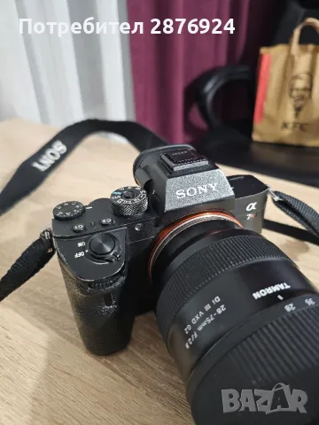 фотоапарат Sony A7R III, снимка 1 - Фотоапарати - 48788566