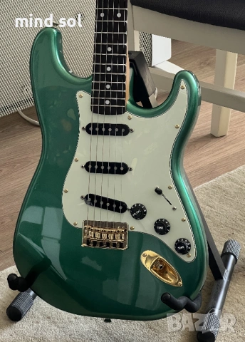 Fender Squier Stratocaster Neck 1993 с къстъм електроника, снимка 15 - Китари - 53830089
