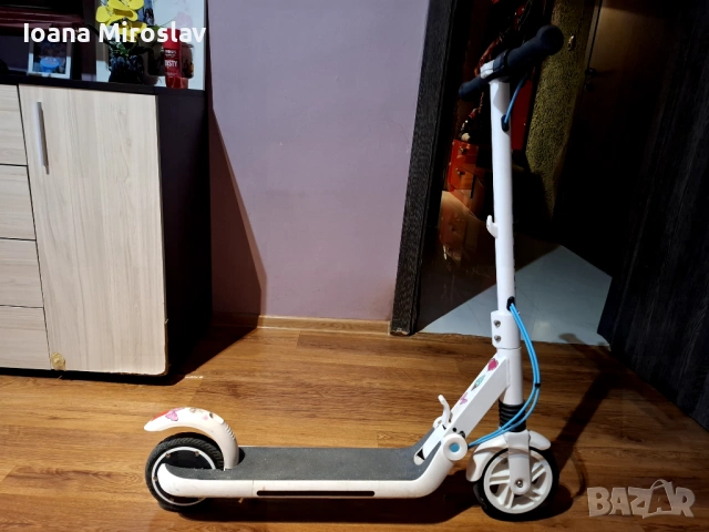 Електрическа юношеска тротинетка URBIS UX2