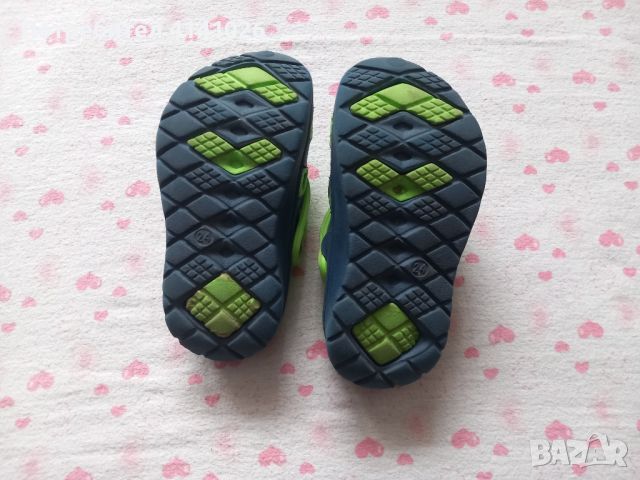 Кроксове / чехли / сандали на LC WAIKIKI, Runners, снимка 6 - Детски сандали и чехли - 46472467
