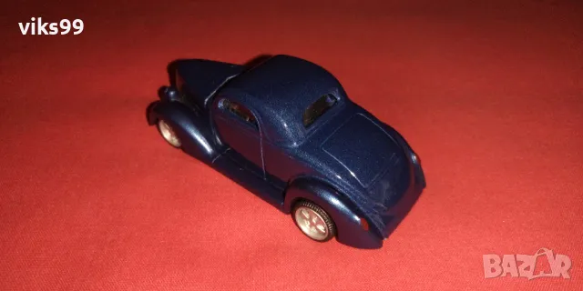 Bburago Ford Coupe 1936 blue metallic Мащаб 1:64, снимка 3 - Колекции - 48546893