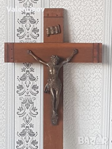 Старинен католически кръст , снимка 2 - Антикварни и старинни предмети - 46068845