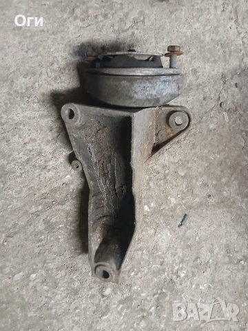 Конзола / лапа скоростна кутия за Фолксваген Пасат В5 и В5.5 , Ауди А4 и А6 8D0 399 114 T, снимка 2 - Части - 54228618