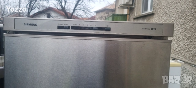 Хладилник Siemens , снимка 2 - Хладилници - 53794794