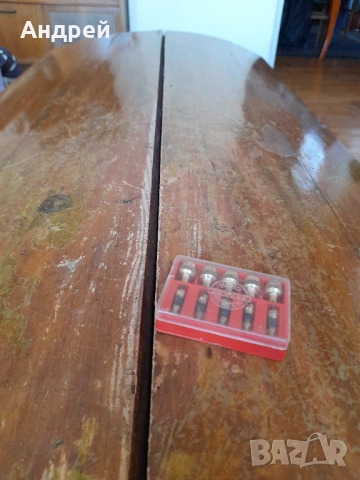 Стари иглички,капачки за гуми Metalo Chim