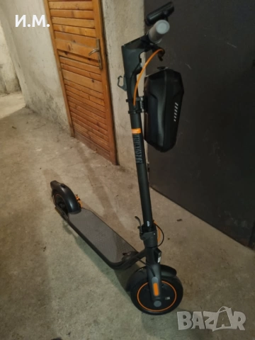 Segway Ninebot F40 тротинетка като нова, снимка 5 - Скутери и тротинетки - 51479951
