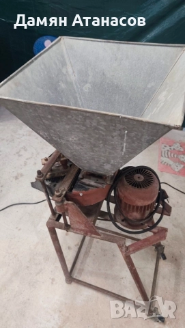 Машина за чупене на кайсиеви ядки, лешници и бадеми , снимка 5 - Други машини и части - 51844688