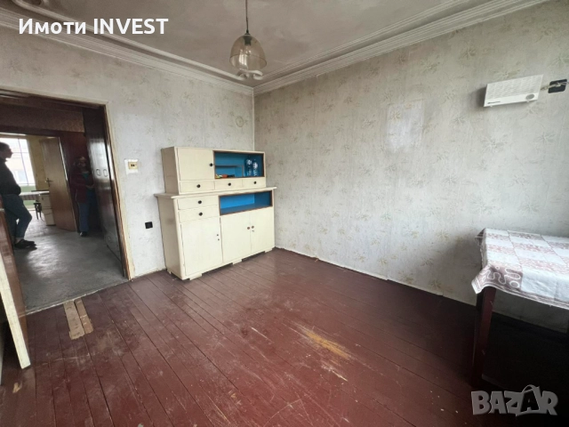 Четиристаен Тухлен Апартамент с Гараж в кв. Вароша, снимка 5 - Апартаменти - 52632630