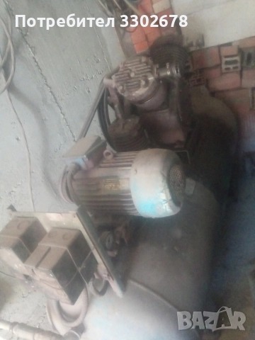 УК 50 компресор за въздух , снимка 3 - Други машини и части - 52738813