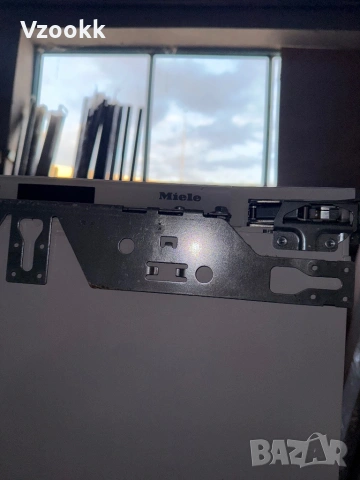 Хладилник за вграждане Miele KFN , снимка 6 - Хладилници - 53882016