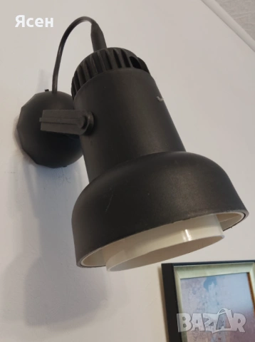 Лампа за стена,с възможност за насочване.Германия.