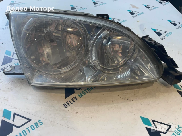 Фар за Toyota Avensis десен 1997-2003 г., Тойота Авенсис