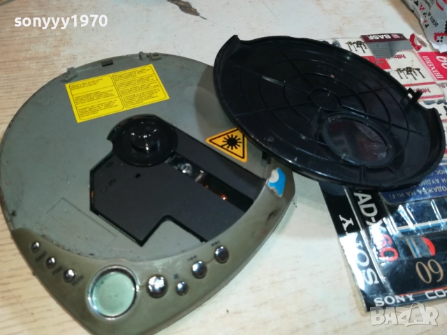 NIKOJ CX-CD302 CD PLAYER/RADIO 0309251215, снимка 6 - Радиокасетофони, транзистори - 51589894