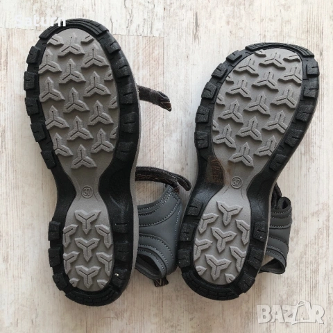 нови дамски / детски сандали размер 36.5, снимка 4 - Сандали - 53847730