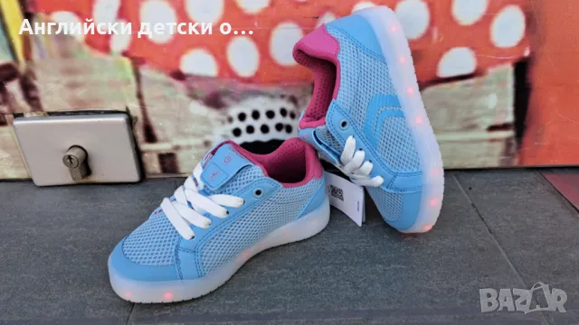 Английски детски кецове светещи с USB-GEOX, снимка 11 - Детски маратонки - 49926732