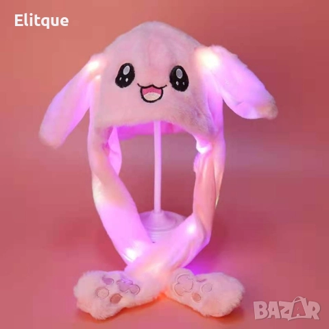 Подвижна шапка зайче с мърдащи се уши и LED светлини