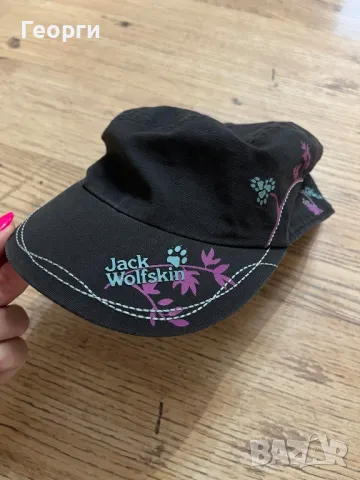 Дамска лятна шапка Jack Wolfskin , снимка 1 - Шапки - 47118242