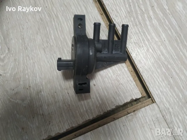 Клапан ,налягане за Saab 93,95 turbo ,9175290