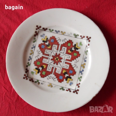 Уникална българска чиния.